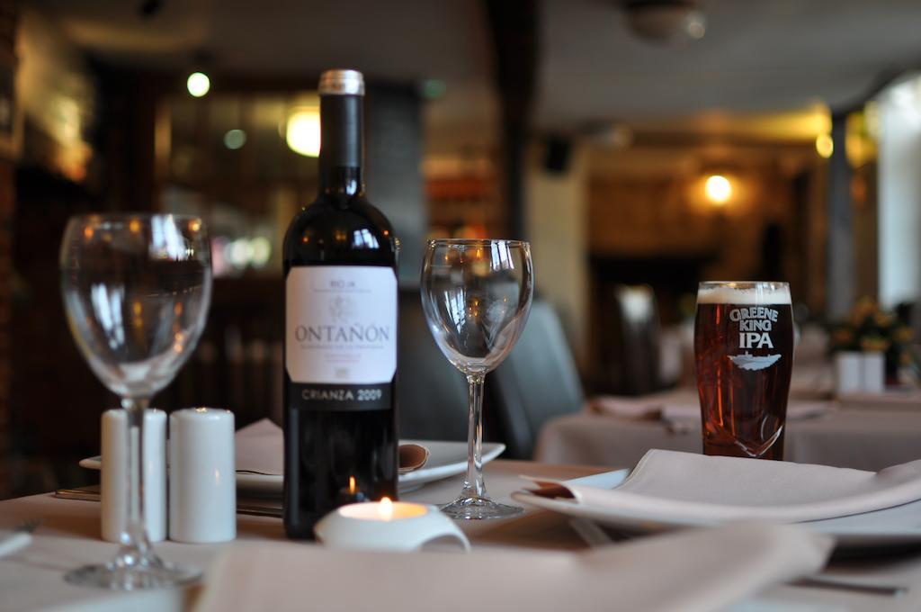 The Crown Inn Benson 外观 照片