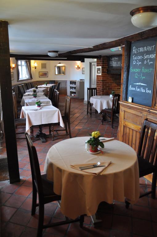 The Crown Inn Benson 外观 照片